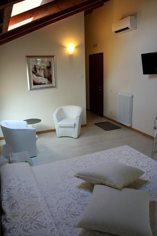 Agriturismo Ca' La Pergola Lugagnano Zimmer foto
